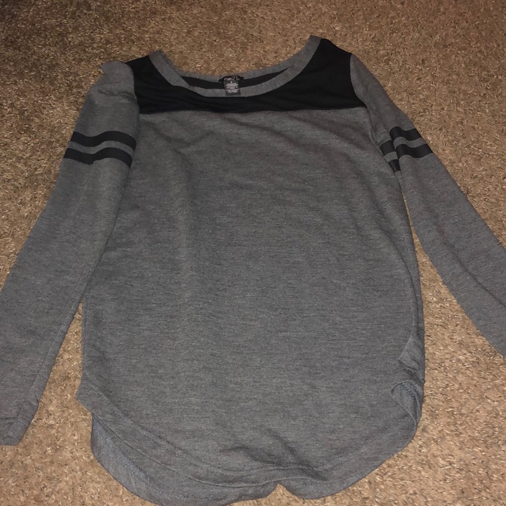 Long sleeve shirt
